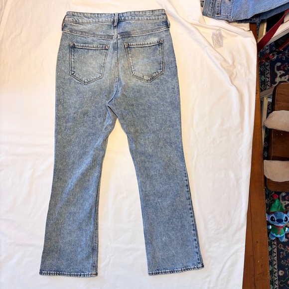 Old Navy Light Blue Flare Jeans - Picture 8 of 9